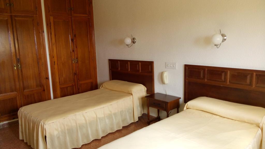 Hotel-Motel Sol II Requena Habitación foto